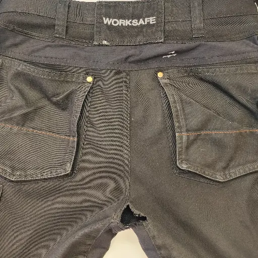 [art.009286] Arbetsshorts eller kjol - lagning och förstärkning av gren